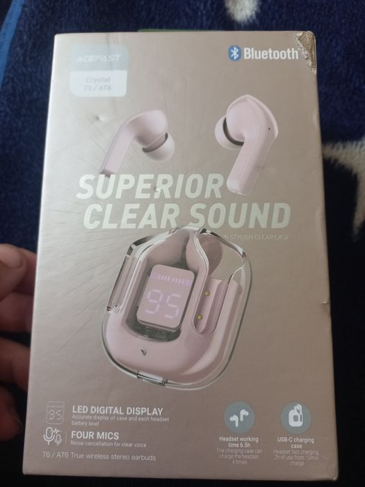 Blutuz naushnik sotiladi