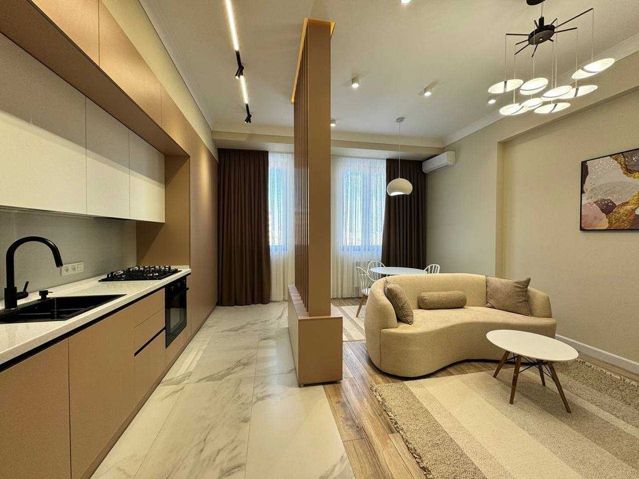 Алайский-Новостройка! Сдается новая 3-х ком. квартира в центре города!