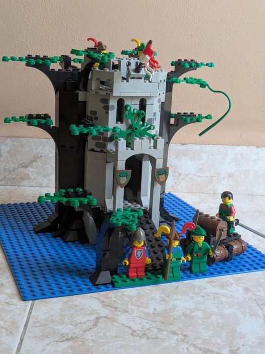 LEGO комплекти, рицари, влак 9V и град