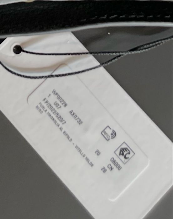 Furla Magnolia XL портмоне черно