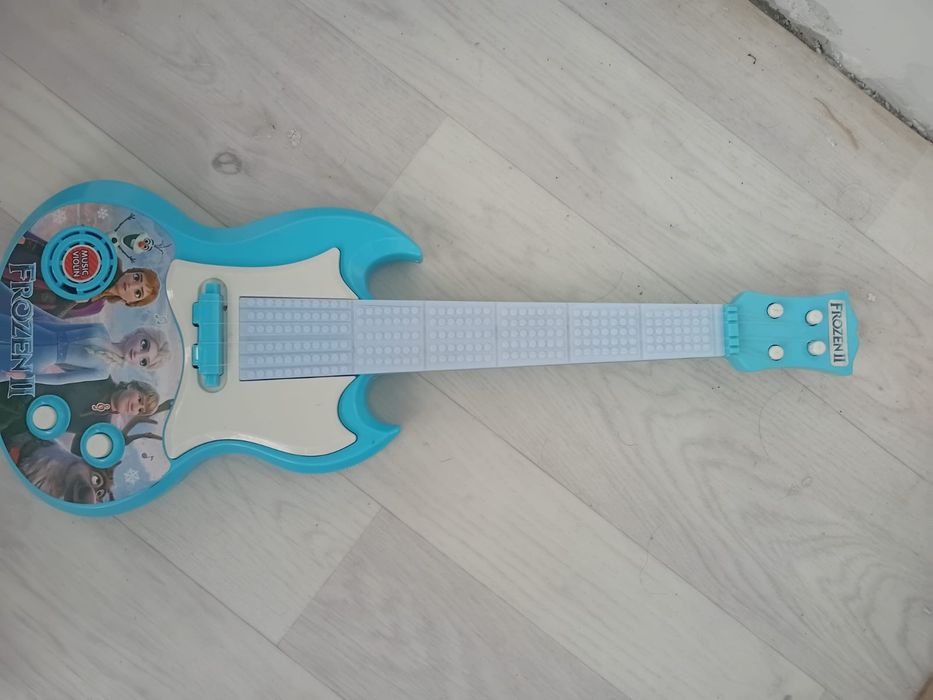 Продается игрушки разные