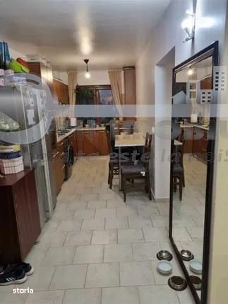 Apartament Podu Ros  3 camere decomandat