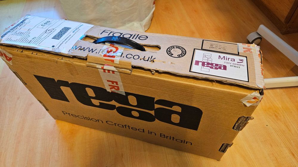 Rega Mira 3 Интегриран усилвател