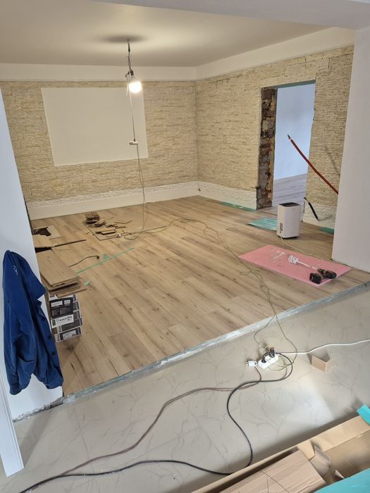 Echipă Construcții/Finisaje