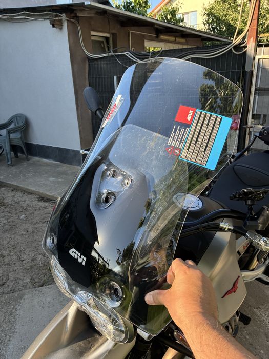 Parbriz Moto Guzzi V85tt-2024