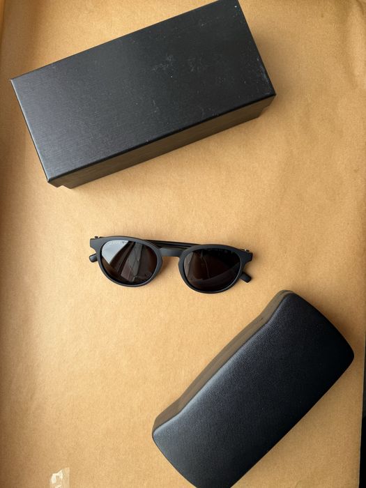 Солнцезащитные очки