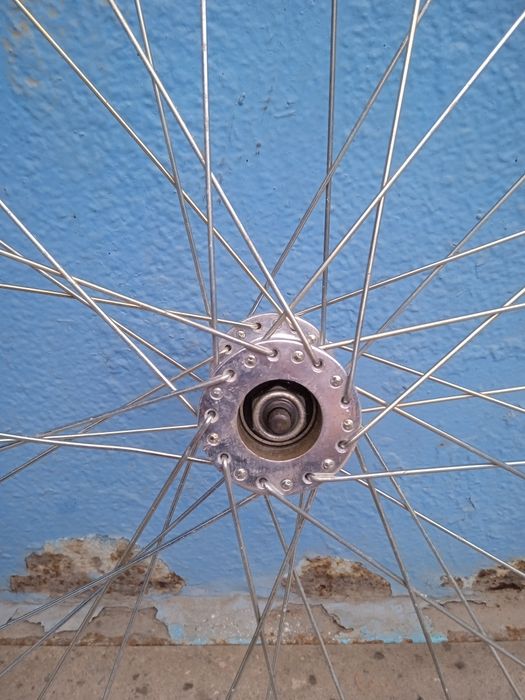 Продам колесо от инвалидной коляский