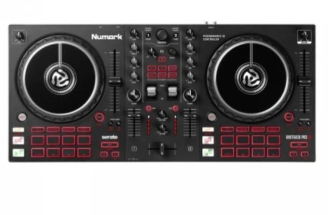 Numark Mixtrack ProFx