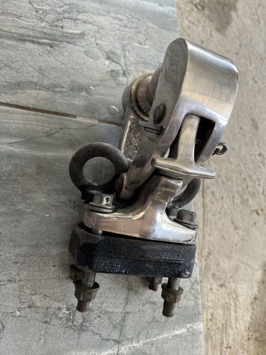 Фаркоп toyota land cruiser 200