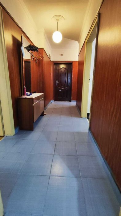 Продава се Тристаен апартамент в Стара Загора, Три чучура - център - 77 кв.м за 1221 €/кв.м - Снимка #1