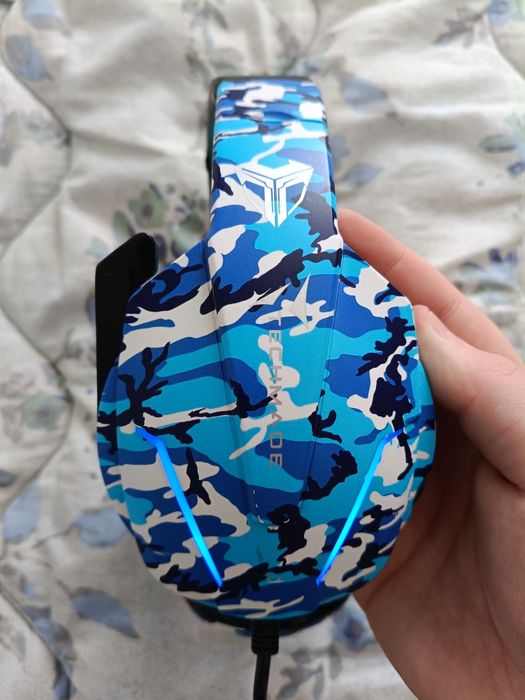 Căști Gaming Techmade cu fir + microfon gaming.