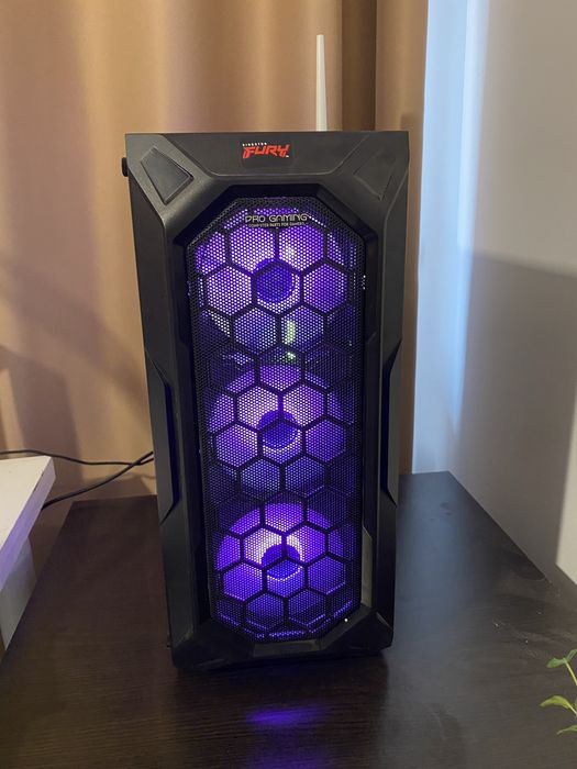 Vand PC gata de utilizare