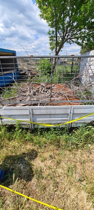 Каросерия с рифлова ламарина