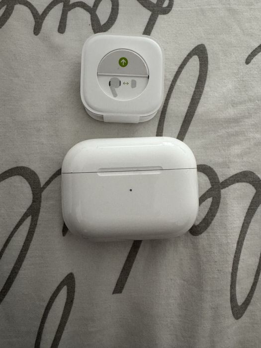 Безжични слушалки - Airpods pro gen 1