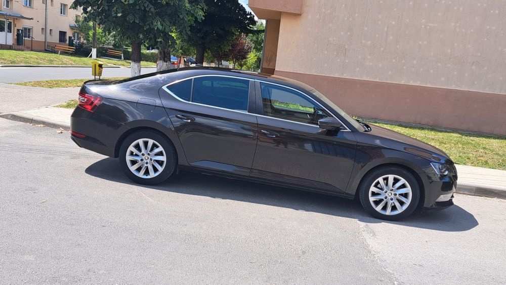 Skoda Superb /Dsg/Citiți anunțul pentru preț