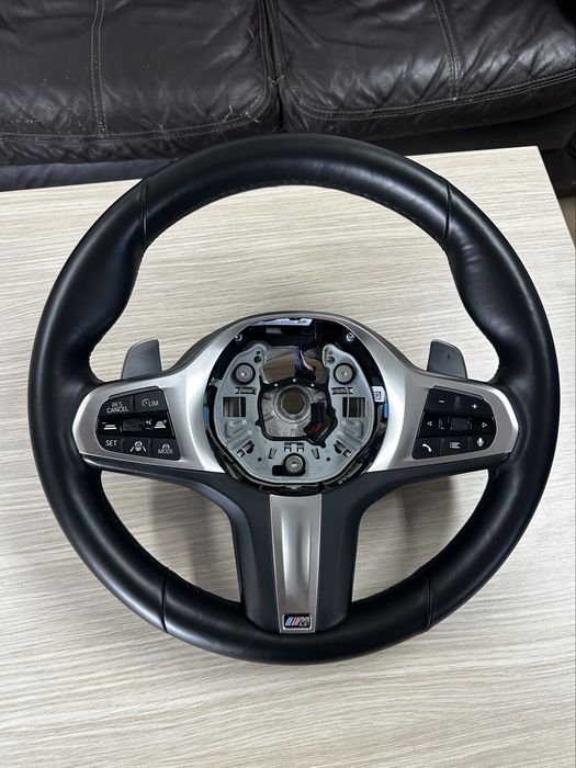 Оригинален волан за BMW M G30/G05/G11/G20/G22/G01/G02/G06