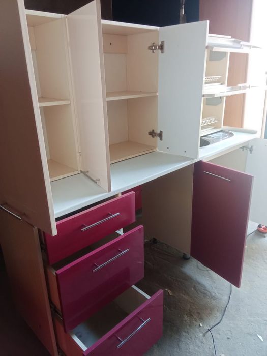 Кухонный гарнитур