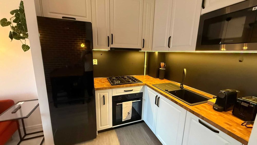 Inchiriere apartament 2 camere complex Cosmopolis