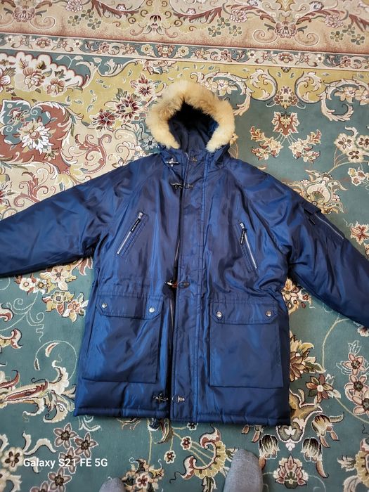 Продаётся новая зимняя куртка.
