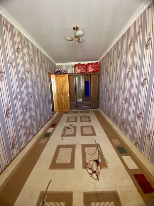 Srochni 3 xonali kv sotiladi