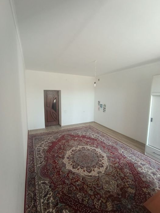 Срочно центрда квартира сатылады