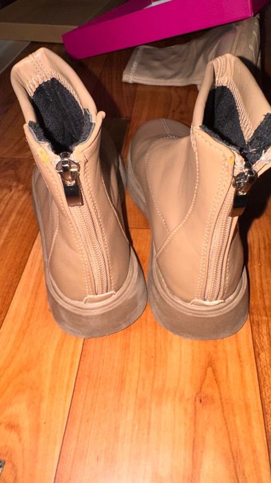 Сапожки девочкам