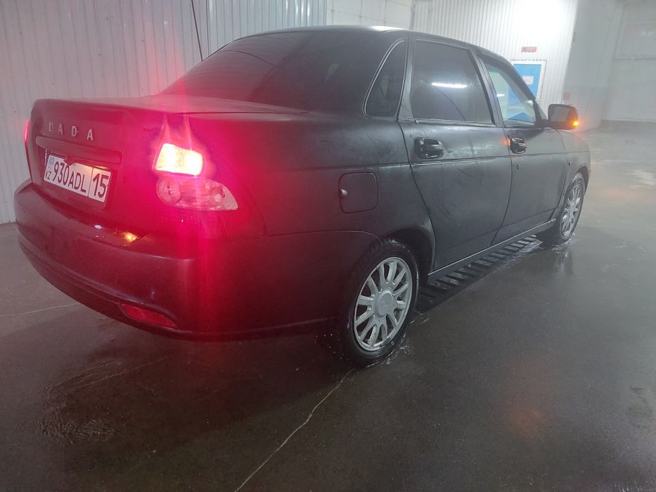 Продам приору пятилетка