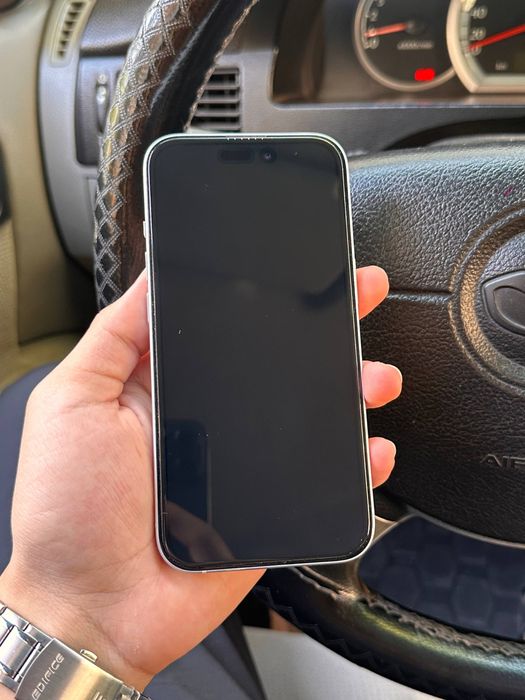 iPhone 15 ideal ochilmagan