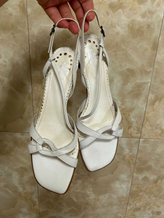 Sandale albe, piele, mar. 40