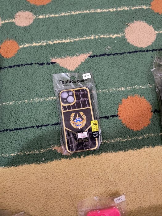 Продам чихлы для Айфона