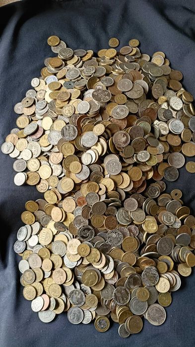 peste 300 monede vechi ieite din circulatie