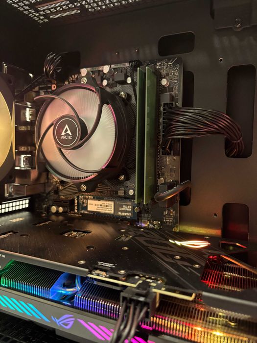 Геймърски компютър AMD Ryzen 5 5500, RTX 3060 12GB, 16GB ram