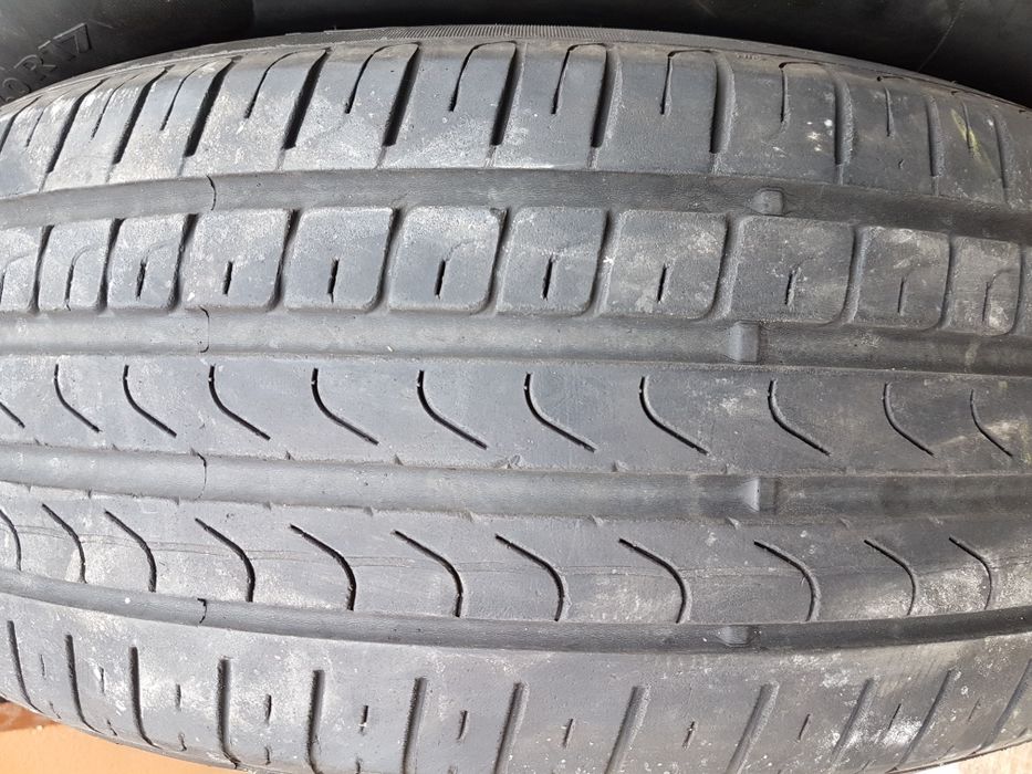 2 бр. летни гуми Pirelli 225/60/17 5 mm DOT 4912