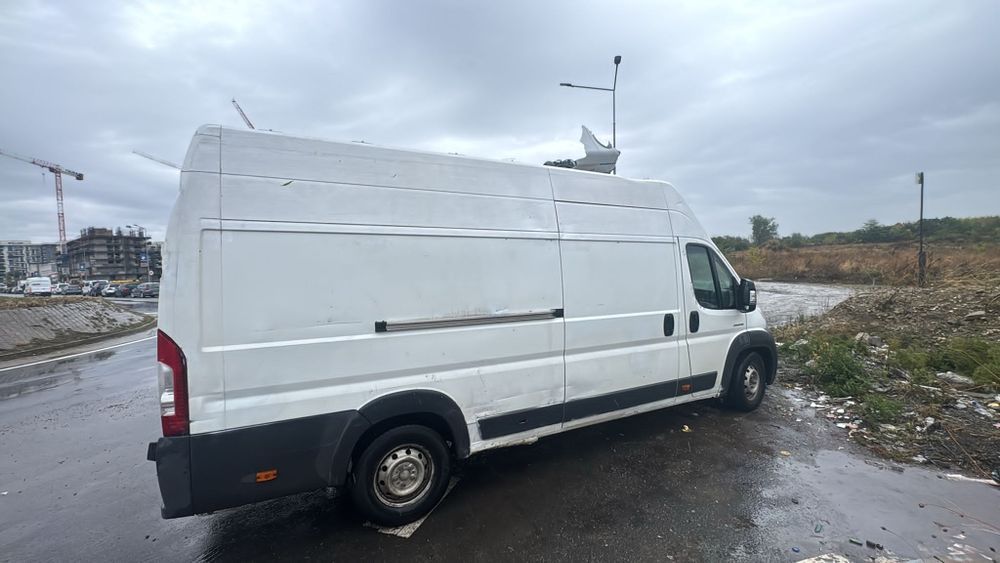 Inchiriere autoutilitare FARA GARANTIE FARA SOFER