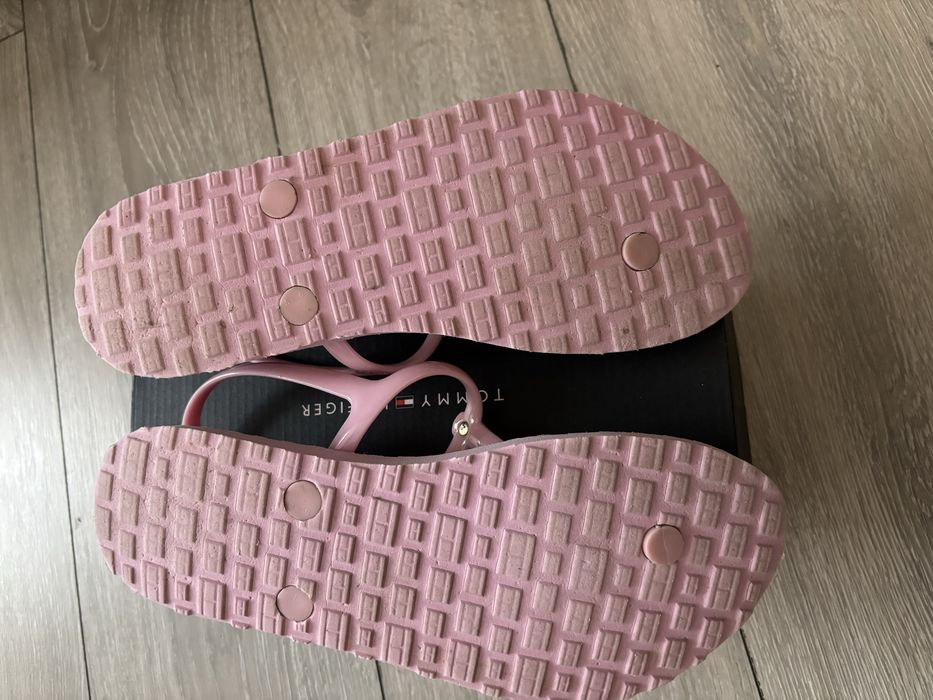 Sandale Tommy Hilfiger, 38, roz