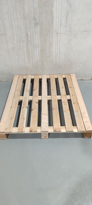 Паддоны фанерные и деревянные