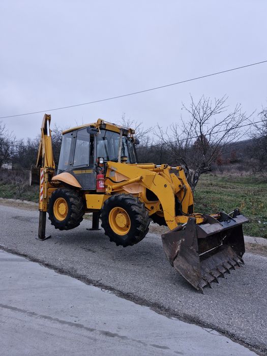 Buldoexcavator JCB 2CX 4×4