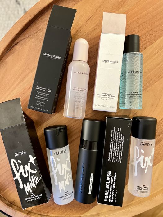 Бази, пудри и спрейове Laura Mercier, Milk, Too Faced, NARS, Mac