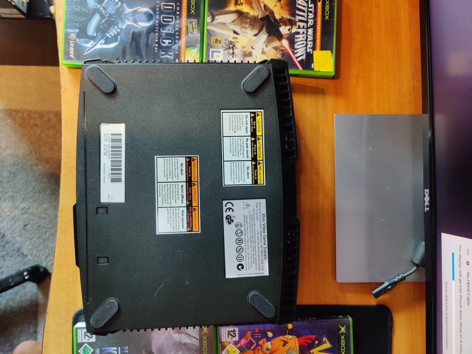 Vând consola Xbox Clasic Original+Jocuri