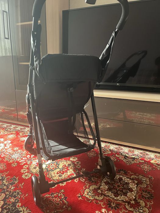 Коляска прогулочная, новая