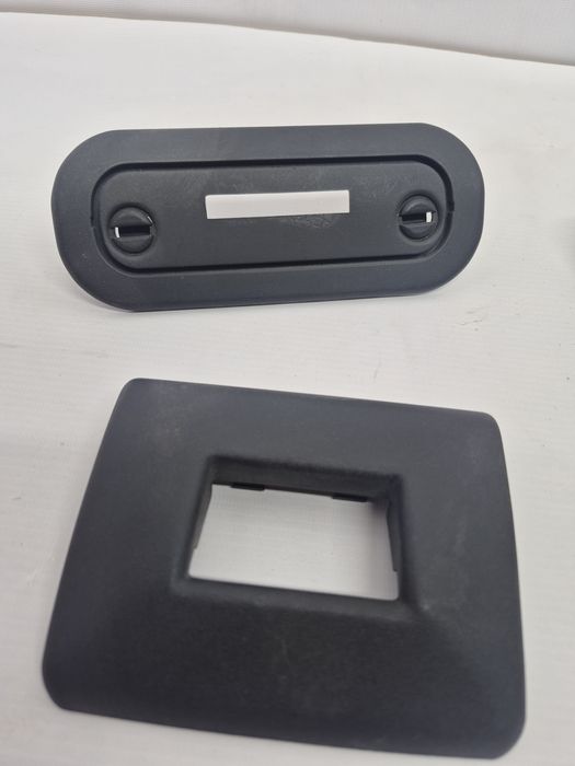 Пластик заднего дивана BMW E34