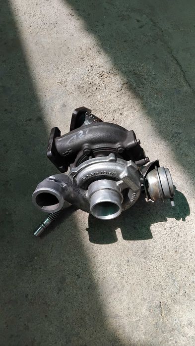 Piese/Turbina 2.5 tdi 150cp,broasca usa laguna 3