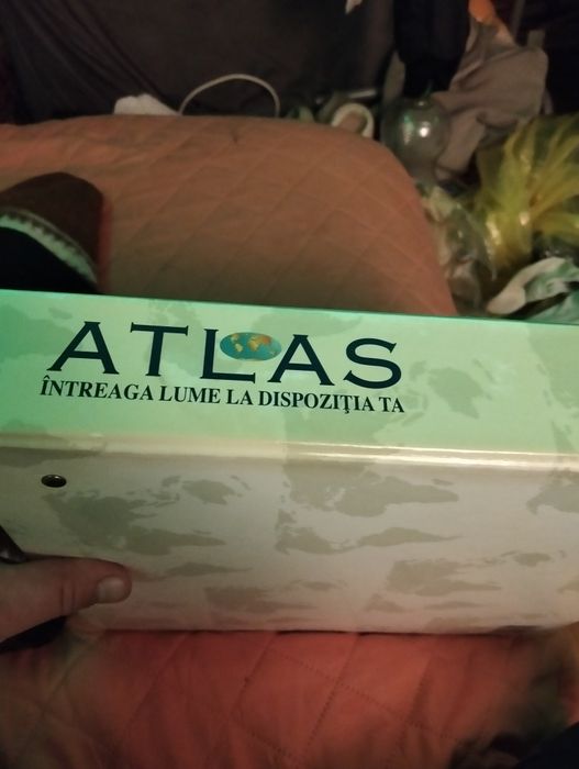 Album atlas geografic