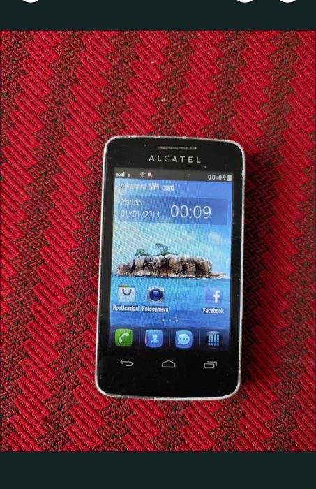 Telefon cu touchscreen în  stare buna de funcționare. 
Model căutat datorita platformei sale de securitate.