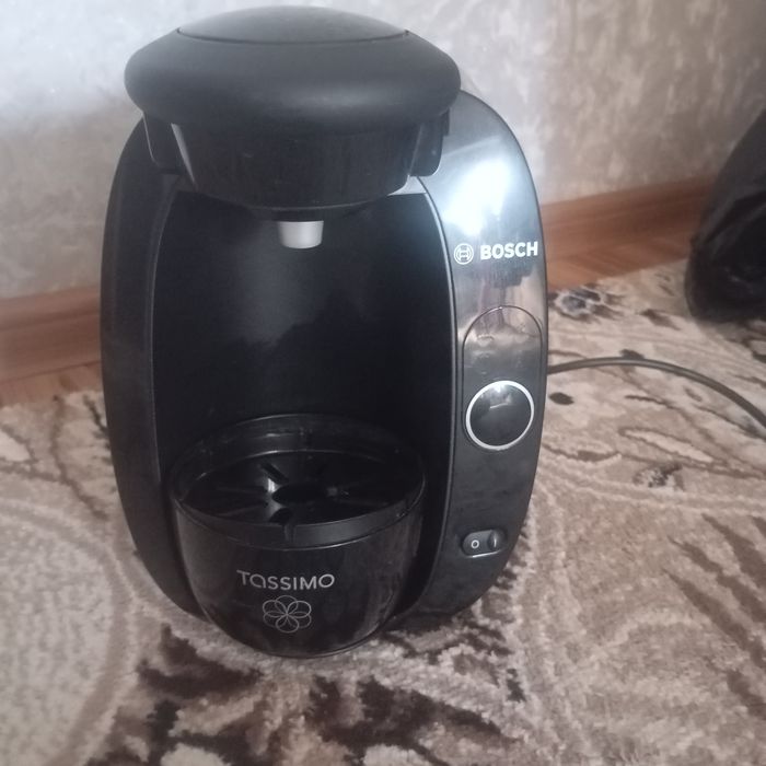 Продается капсульная кофемашина Бош Тассимо