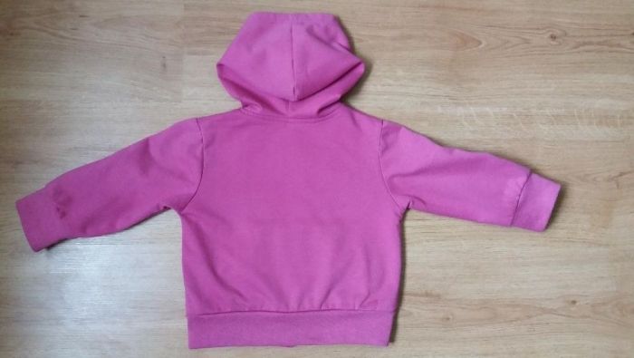 Суичър и 2 бодита