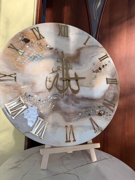 Часы из эпоксидной смолы!