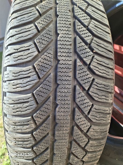Cauciucuri  215 60R16
