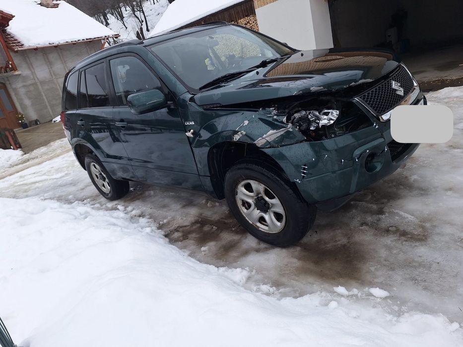 Suzuki Grand Vitara avariat!