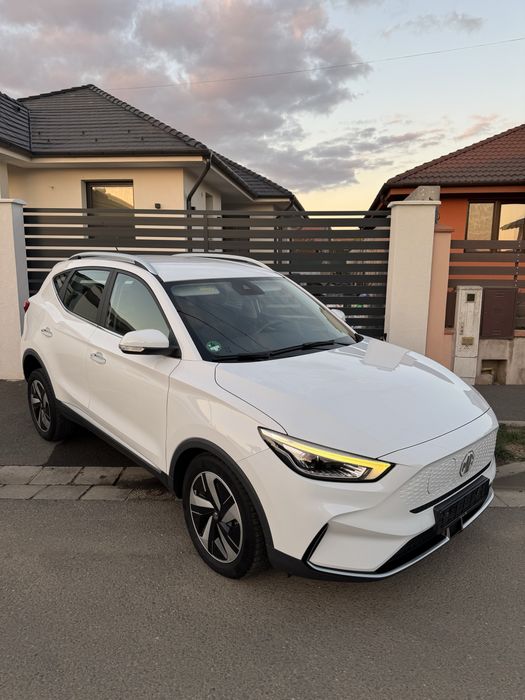 Vand MG ZS EV FUL ELECTRIC  !! In stare noua 36000 km